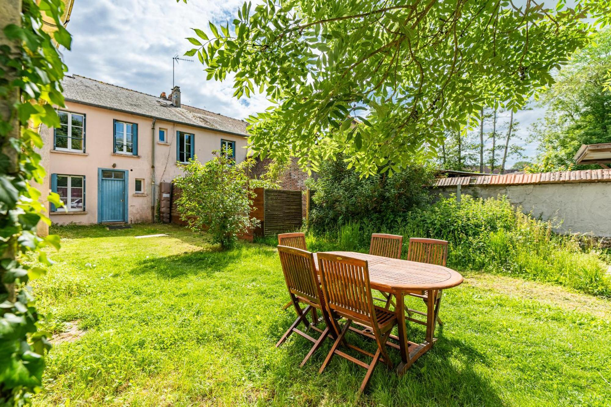Welcome To Illiers-Combray Exterior foto